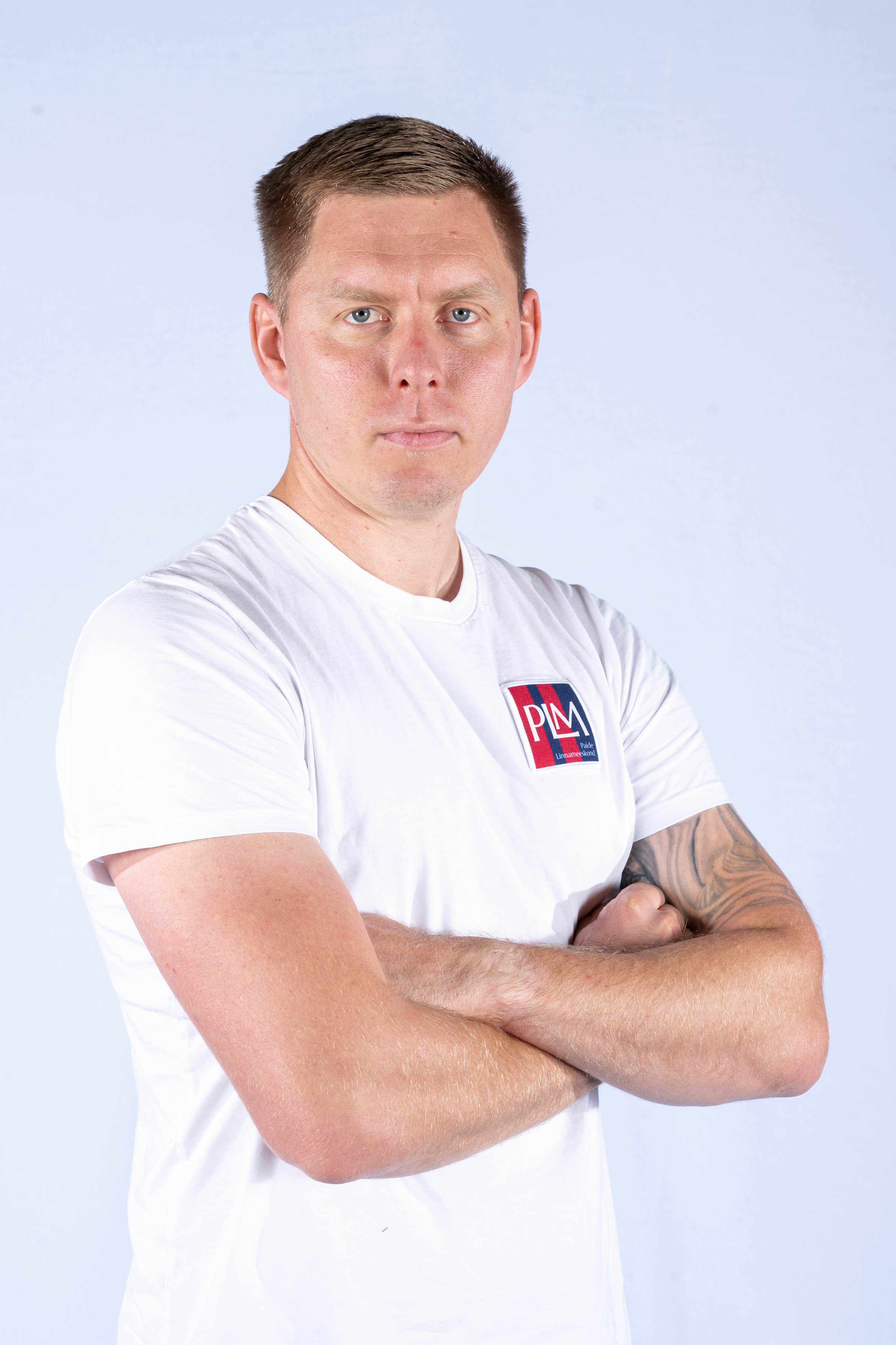 MARTIN KASE
